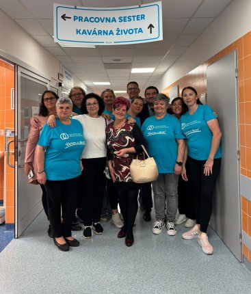 Dobrovolníci v Kavárně života Jany Feberové už rok pomáhají onkologickým pacientům
