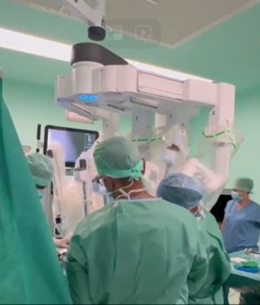 Nemocnice v Havířově operuje velké kýly pomocí robota Da Vinci